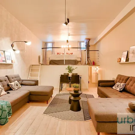 33 - Flat Av Des Champs-élysées Parigi