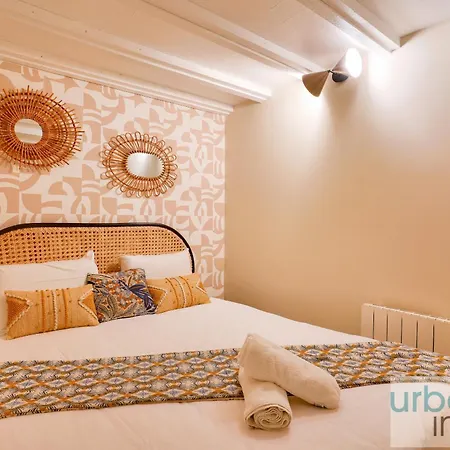 33 - Flat Av Des Champs-élysées * Parigi